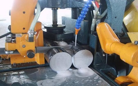 三乡镇卧式带锯床的送料方式有哪几种？