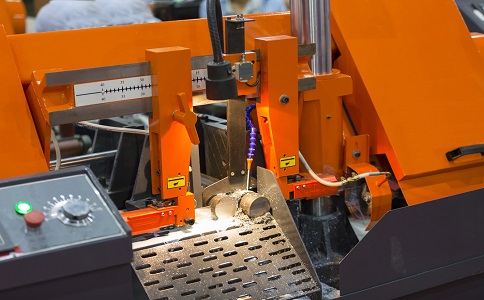 三乡镇龙门带锯床具备哪些优点？